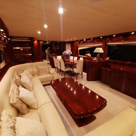 Rent Luxury Motor Yacht *