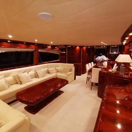 Rent Luxury Motor Yacht Botel